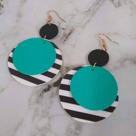 Layered Black & White Stripes with Aqua Drop Earrings - Picture 4 of 4
